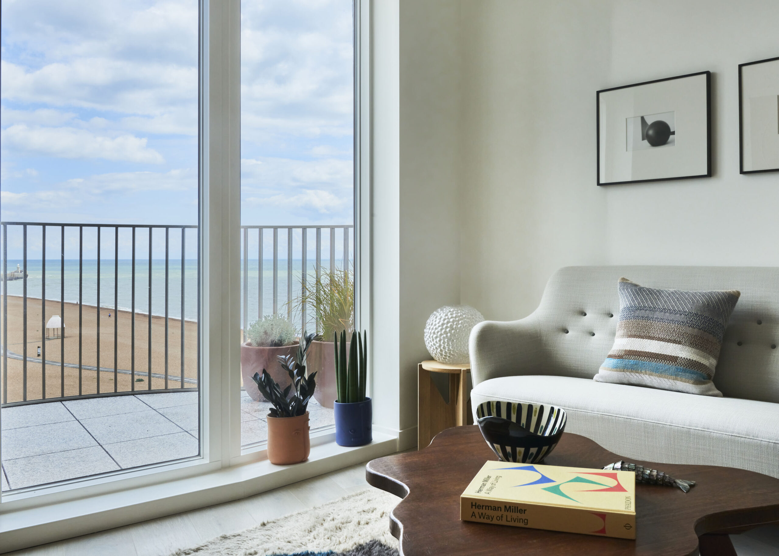 Shoreline Living areas